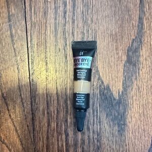 IT Cosmetics Neutral Beige Concealer